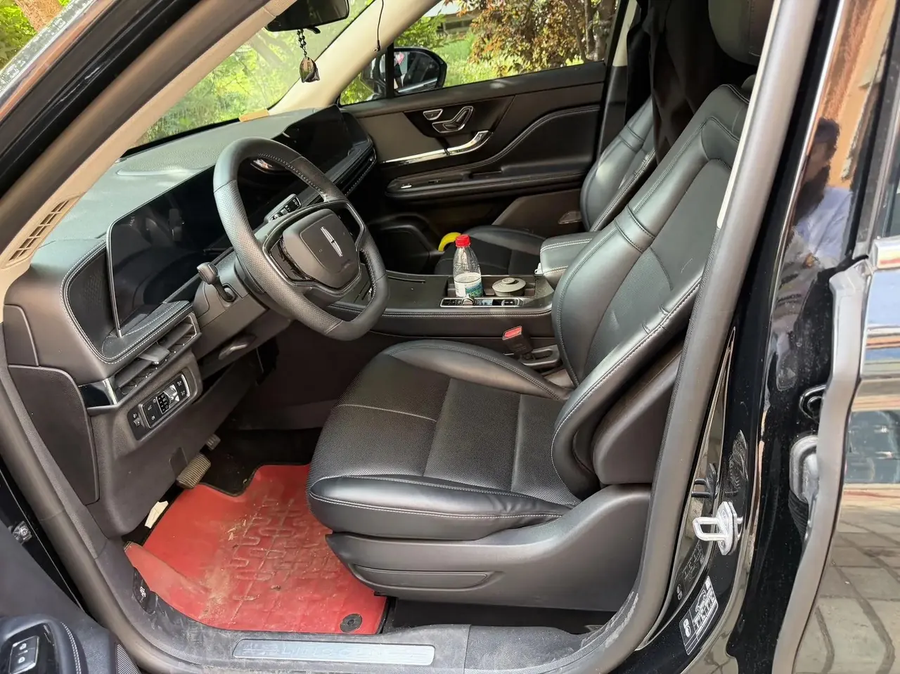 Adventurer 2024 2.0T Two-Drive Premium Edition 2