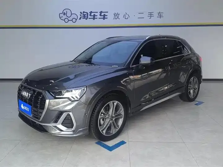 Audi Q3 2022 model 40 TFSI Fashion Dynamic Edition - View 1