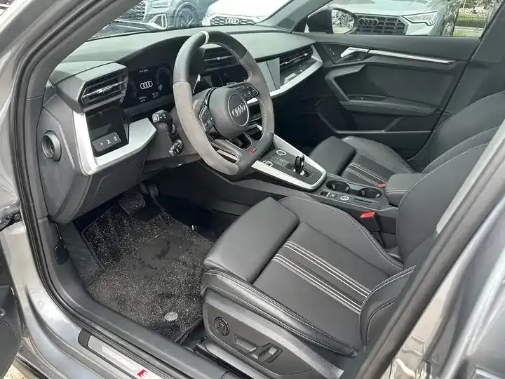 Audi A3 2023 A3L Limousine 35 TFSI Fashion Sport 4