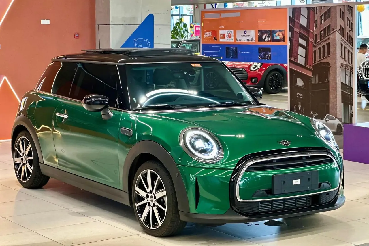 MINI 2023 1.5T COOPER ARTIST 3