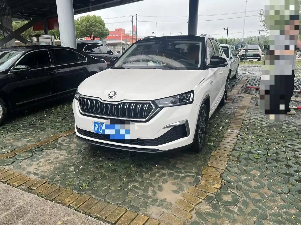 KOMIKE 2021 GT TSI230 DSG Ultimate - View 1