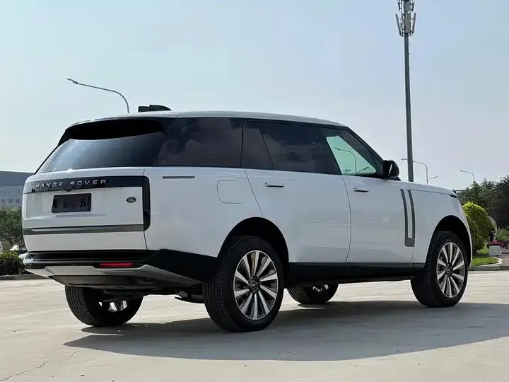 Range Rover 2023 3.0 L 6 400PS Shengshi Seven-seat Lengthen Edition 26