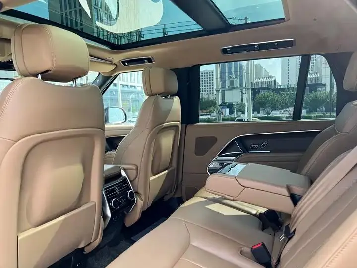 Range Rover 2023 3.0 L 6 400PS Shengshi Seven-seat Lengthen Edition 5