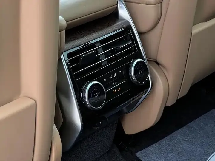 Range Rover 2023 3.0 L 6 400PS Shengshi Seven-seat Lengthen Edition 6