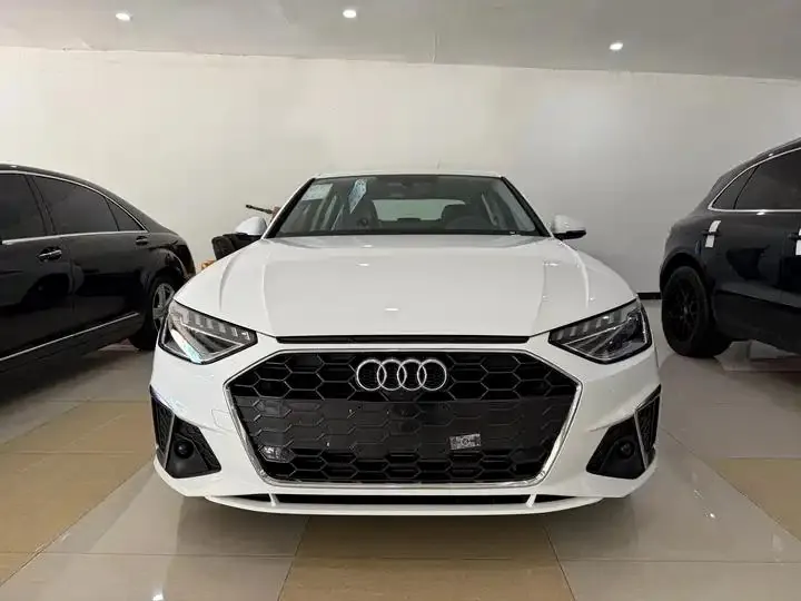 Audi A4L 2023, 40 TFSI Fashion Dynamic Model 3