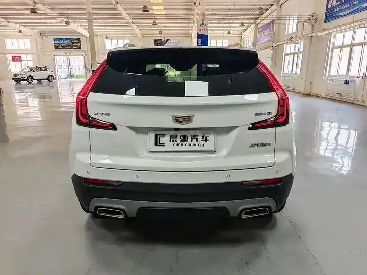Cadillac XT4 2021 28T Two-Drive Luxury Model 5