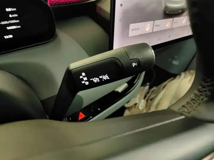 Zeekr MIX 2025 Long Endurance Smart Driving Edition 10