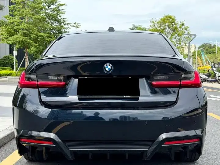 BMW i3 2024 eDrive 35 L 17