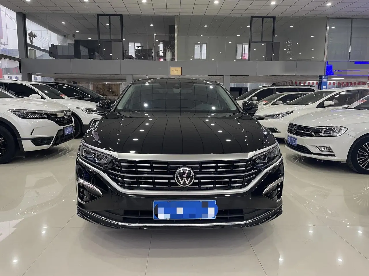 Volkswagen 2025 Passat 2.0TSI 380TSI Subut Long Yao Edition Automatic Gear 2