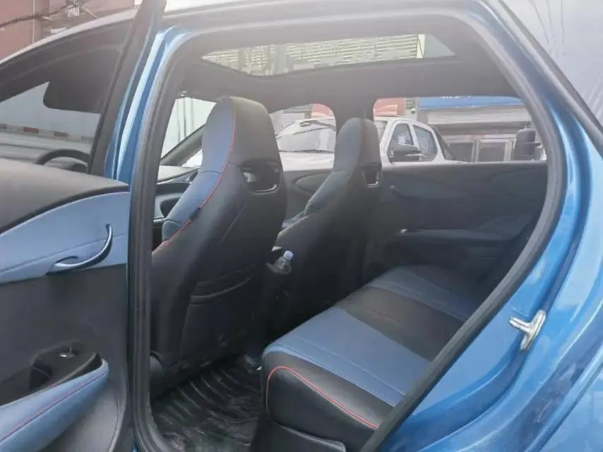 Dolphin 2021 401km Knight Edition 7