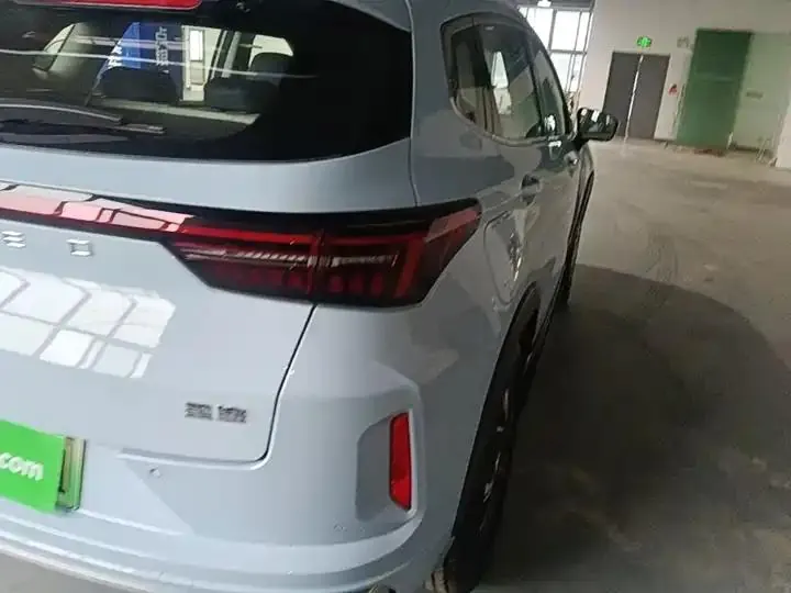 Xingtu Chifeng C- DM 2023 1.5TCI-DHT 80KM Yufeng Edition 8