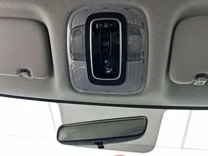 Elantra 2021 240TGDi DCT LUX Premium Edition 13