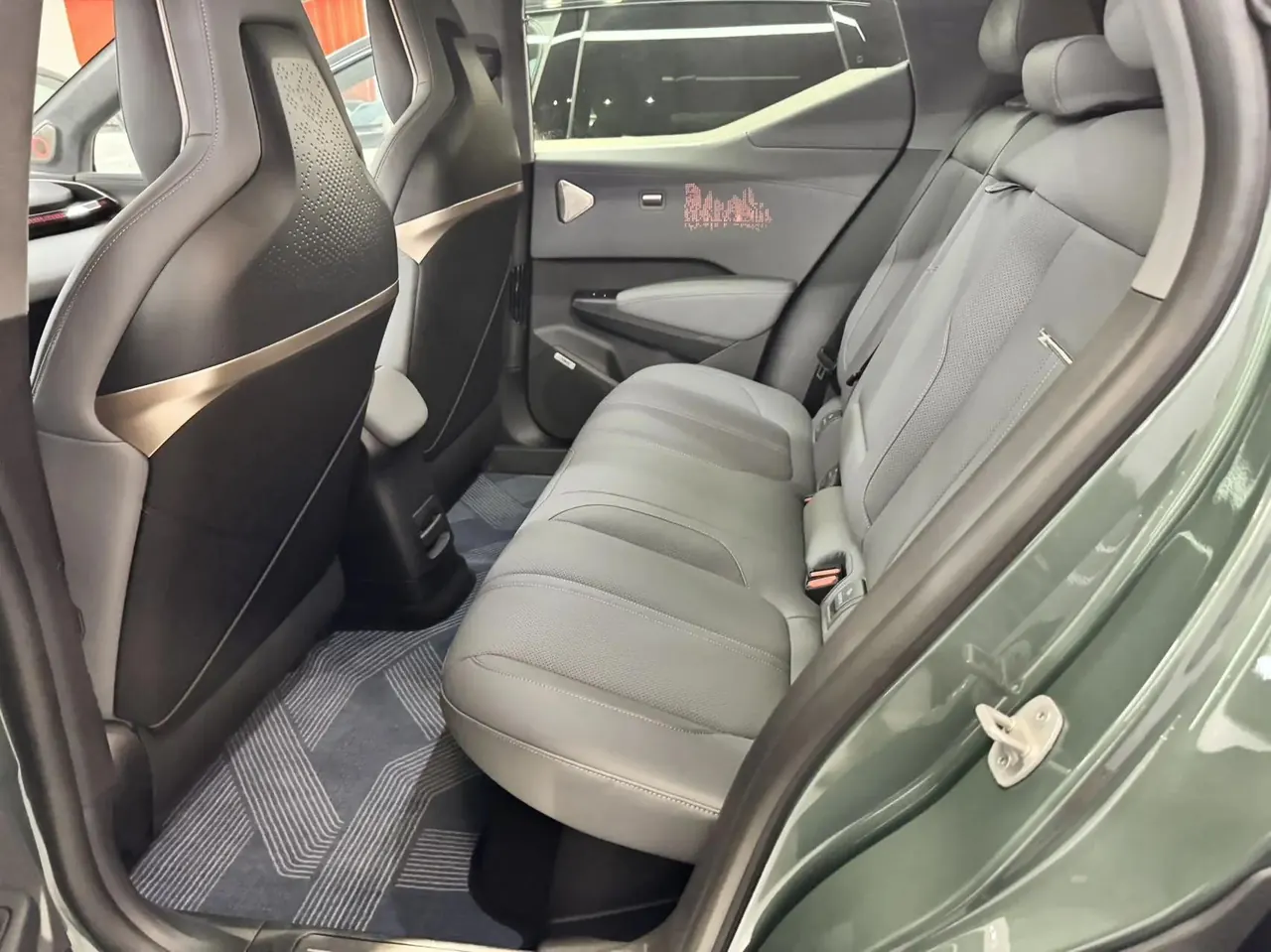 Zeekr 2025 Zeekr X Five-Seat All-Wheel-Drive Sport Version Automatic 4