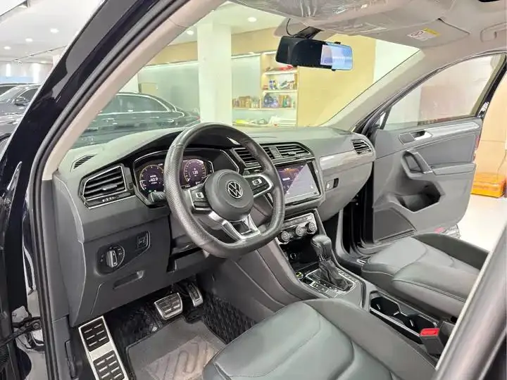 Touang L 2021, 330 TSI, Automatic, Two‑Wheel Drive, R-Line Prestige Edition 4