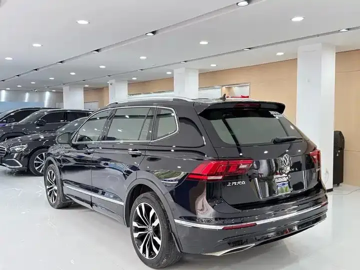 Touang L 2021, 330 TSI, Automatic, Two‑Wheel Drive, R-Line Prestige Edition 9