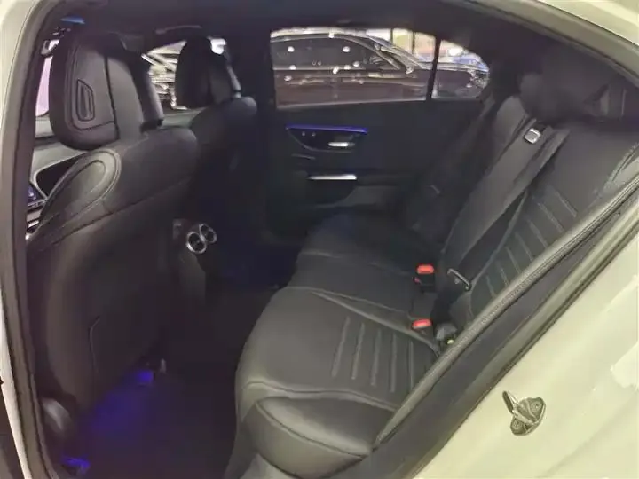 Mercedes Benz C- Class 2022 Model Facelift C 200 L Sport Version 12