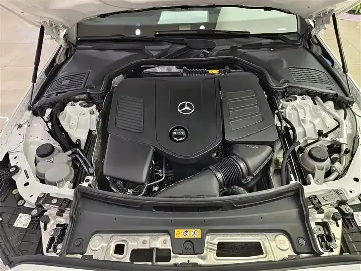Mercedes Benz C- Class 2022 Model Facelift C 200 L Sport Version 17