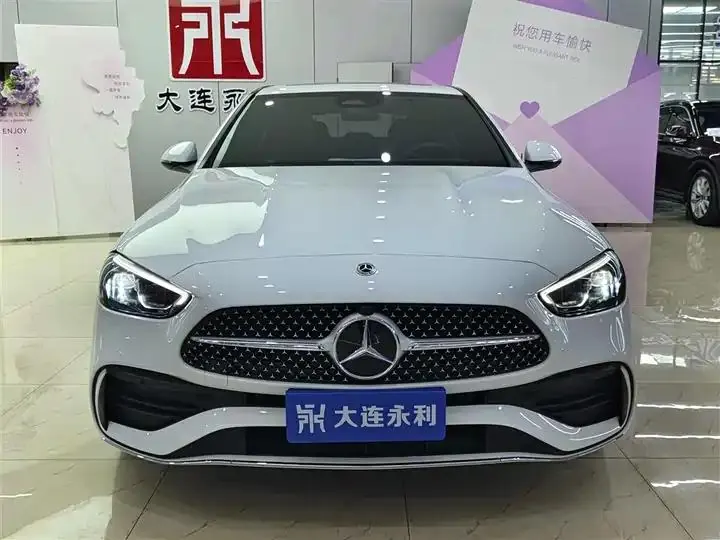 Mercedes Benz C- Class 2022 Model Facelift C 200 L Sport Version 3