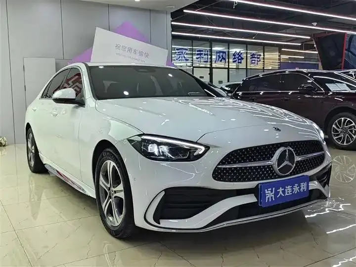 Mercedes Benz C- Class 2022 Model Facelift C 200 L Sport Version 4