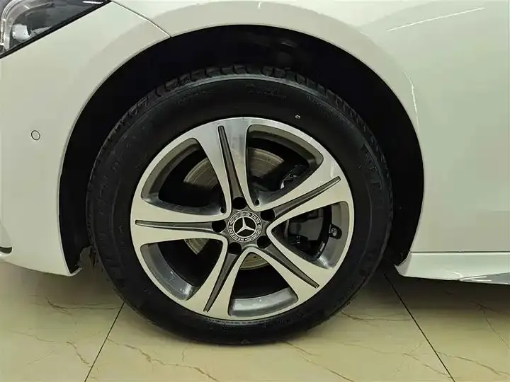 Mercedes Benz C- Class 2022 Model Facelift C 200 L Sport Version 9