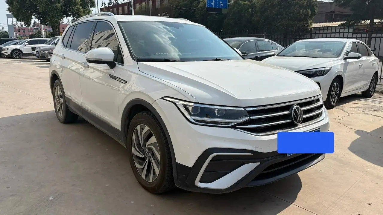 Tiguan L 2022 330TSI Automatic Two-Drive Smart Edition 2
