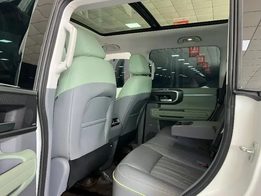 Beijing 2025 BJ40e Advanced Version Automatic 6