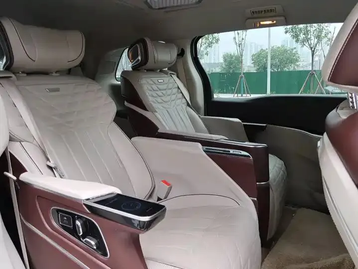 Buick GL8 2021 Land Business Class 652T Comfort Model 10