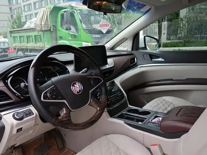 Buick GL8 2021 Land Business Class 652T Comfort Model 5