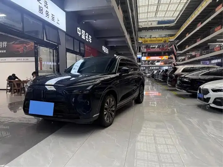 Открыть галерею: WEY Blue Mountain 2023 Four-wheel Drive Long Endurance Edition