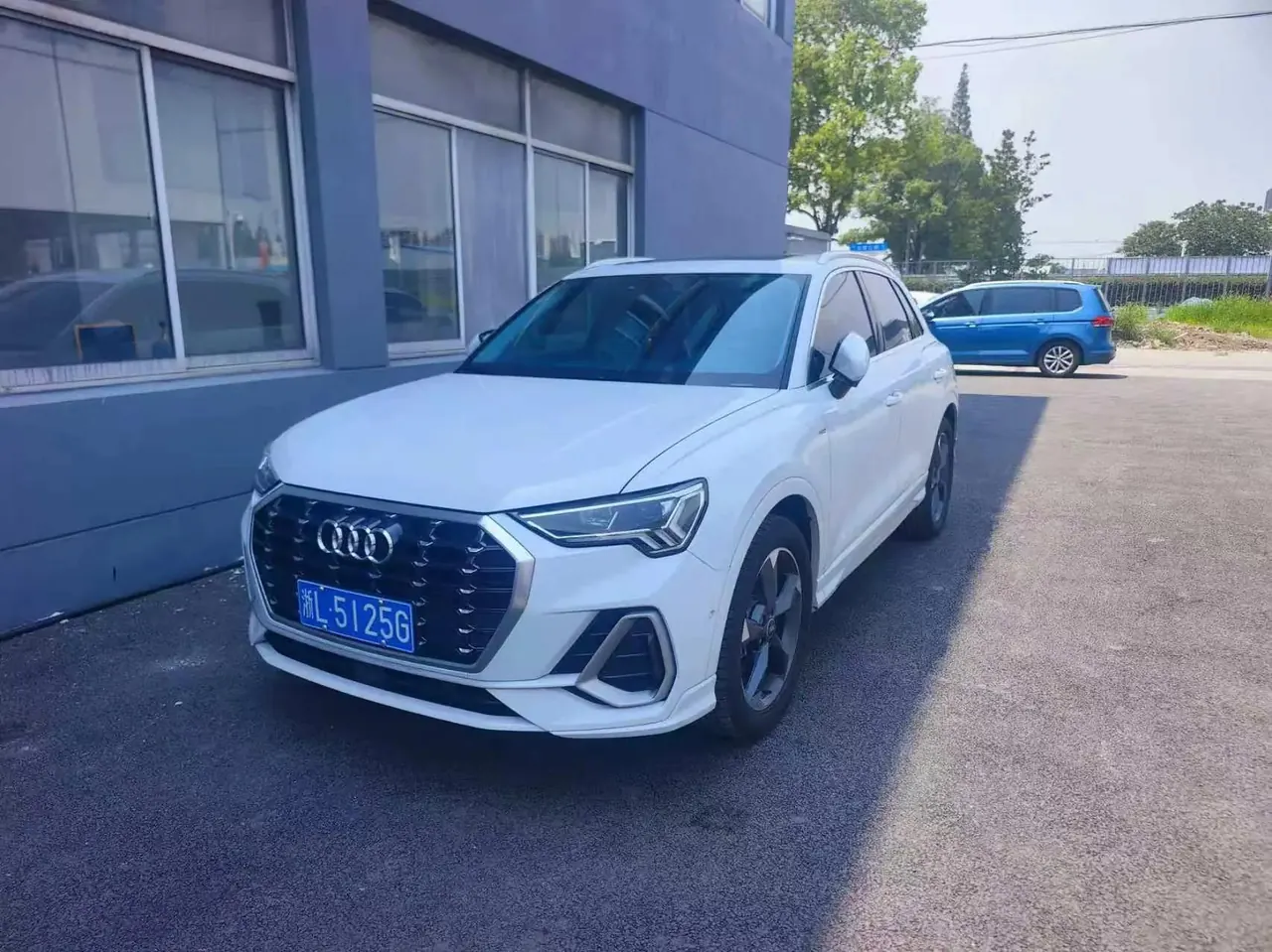 Audi Q3 2022 model 35 TFSI Fashion Dynamic Edition - View 1