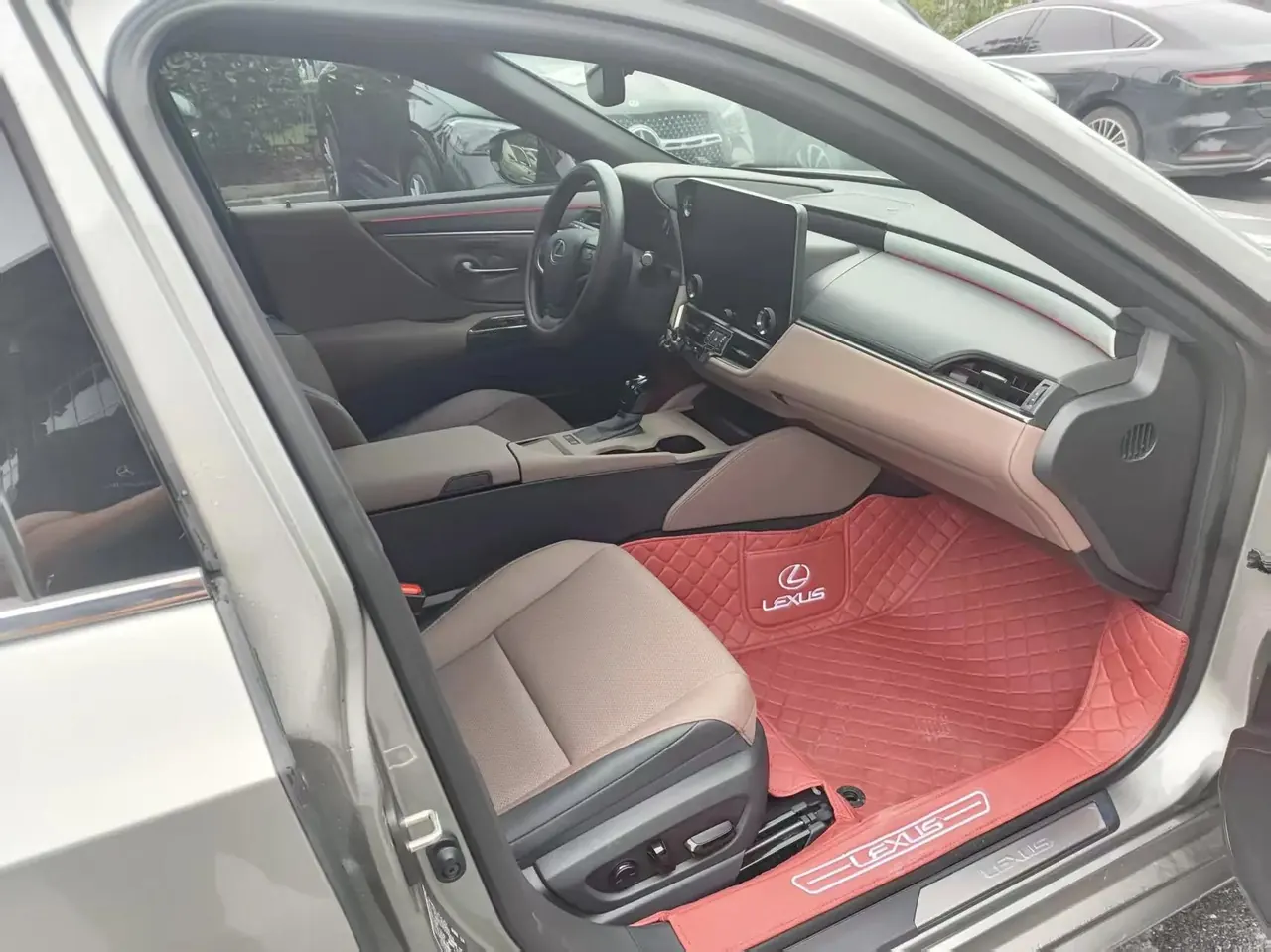 Lexus ES (Imported) 2025 ES200 2.0 CVT Prestige Edition Automatic 3