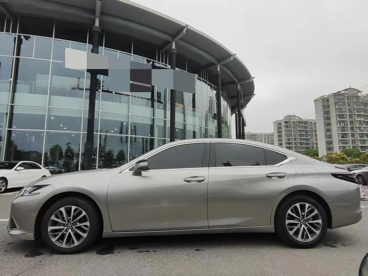 Lexus ES (Imported) 2025 ES200 2.0 CVT Prestige Edition Automatic 7