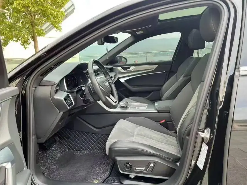 Audi 2024 A6L 2.0TFSI 45TFSI Prestige Dynamic Edition, Automatic 4