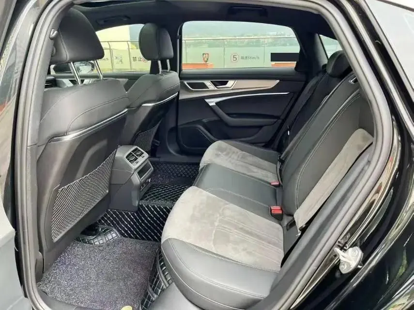Audi 2024 A6L 2.0TFSI 45TFSI Prestige Dynamic Edition, Automatic 5