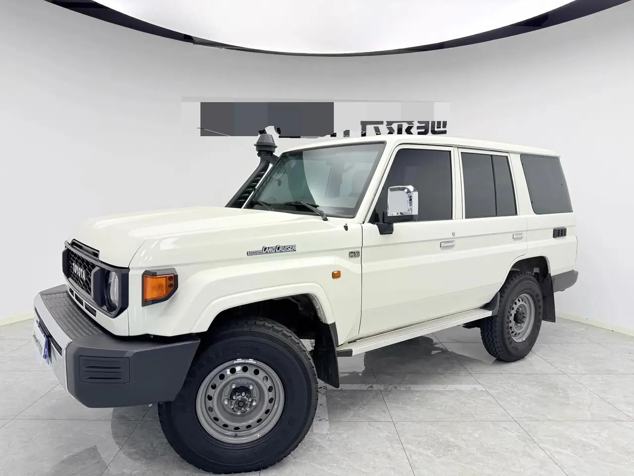 打开图片灯箱:Toyota Land Cruiser (Imported) 2025 LC76 2.8T Manual Diesel 40th Anniversary Manual Gear