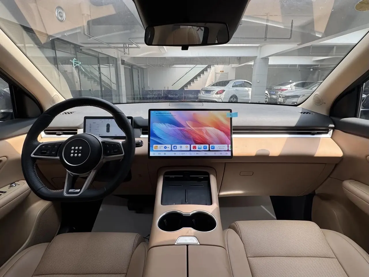LanDian 2025 LanDian E5 PLUS 1.5 Stepless 165km Long Endurance First Edition 5-seat Automatic Gear 5