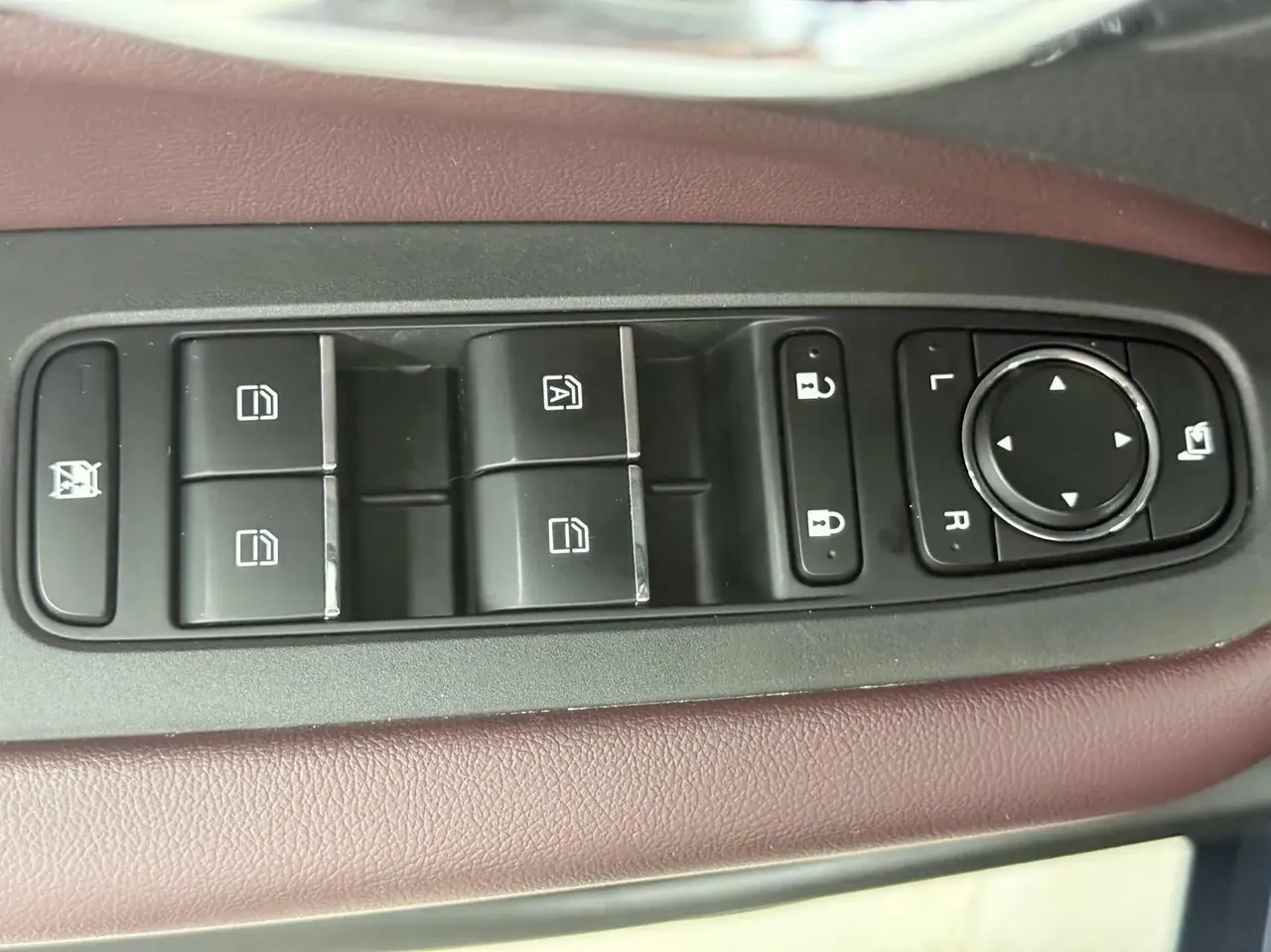 Trumpchi M6 2021 PRO 270T Automatic Luxury Edition 12