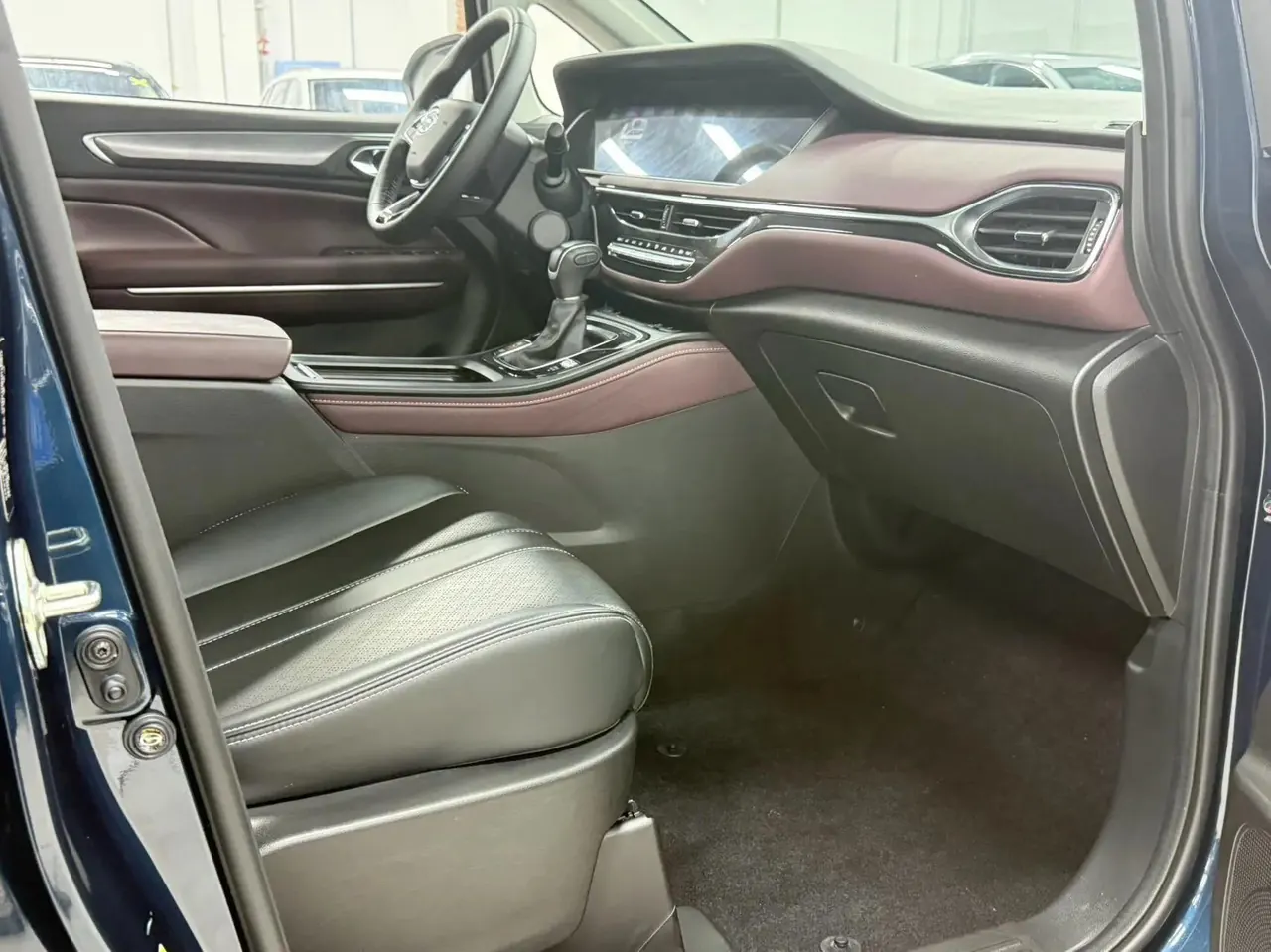 Trumpchi M6 2021 PRO 270T Automatic Luxury Edition 15