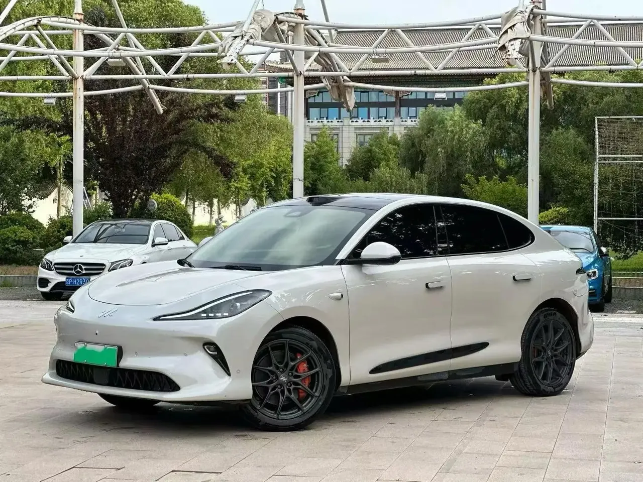 Открыть галерею: IM 2025 IM LS6 Lingxi Intelligent Driving Edition Automatic Transmission