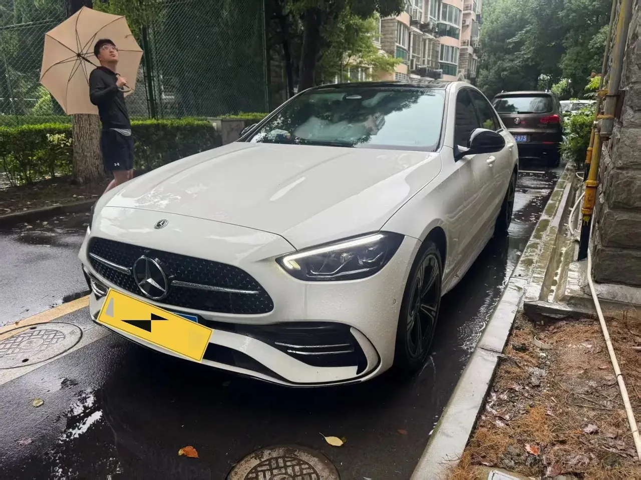 Mercedes Benz Class C 2022 to C 260 L Night Sports Edition - View 1