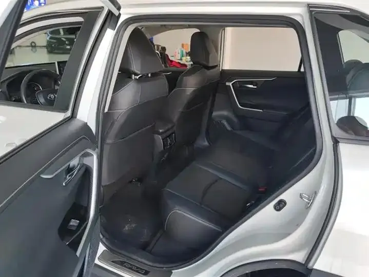 RAV4 Rongfeng 2021 2.0L CVT Two-Drive Fashion PLUS Edition 11
