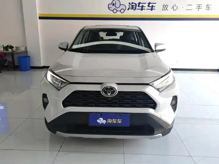 RAV4 Rongfeng 2021 2.0L CVT Two-Drive Fashion PLUS Edition 2
