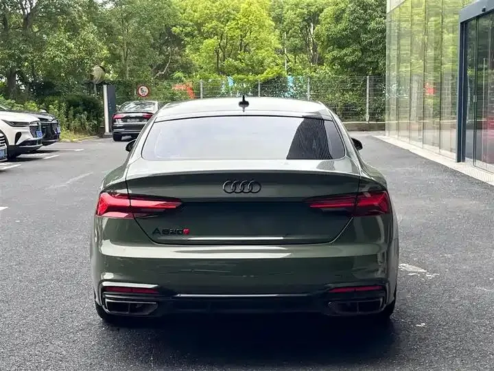 Audi A5 2022 Sportback 40 TFSI quattro Deluxe Dynamic 3