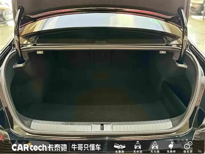 Magotan 2023, 2 Million Units Commemorative Edition, 330TSI DSG Luxury Model 14