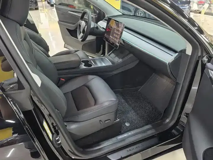 Model Y 2023 long-range all-wheel drive 11