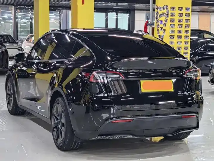 Model Y 2023 long-range all-wheel drive 15