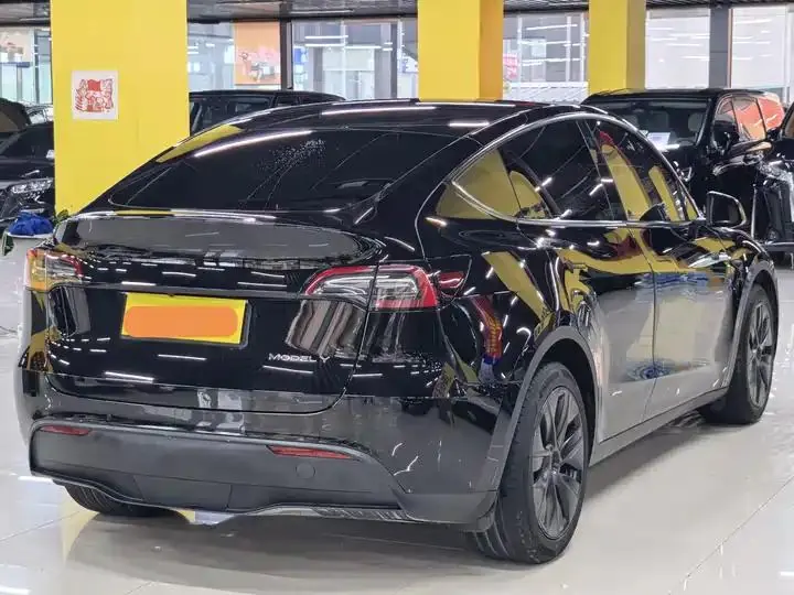 Model Y 2023 long-range all-wheel drive 17