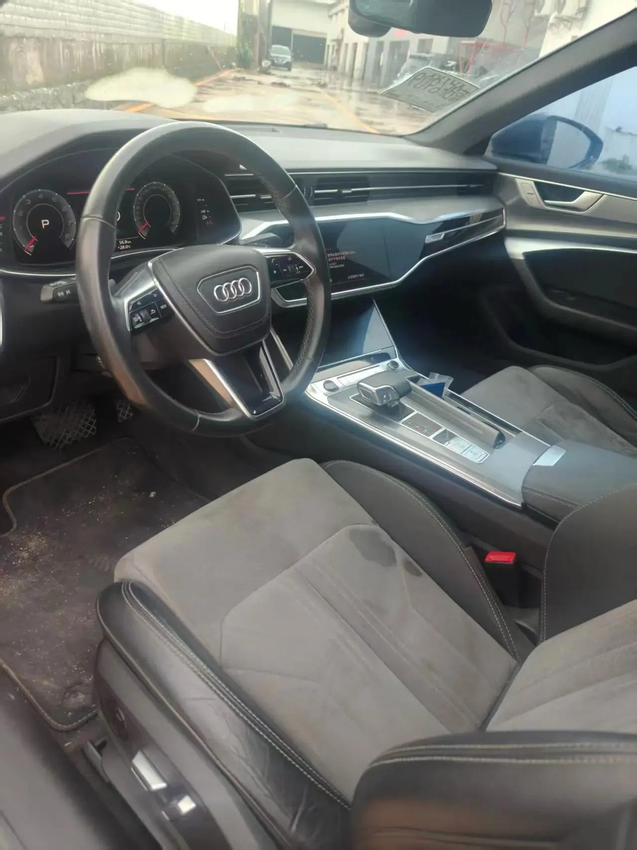 Audi 2023 A6L 2.0TFSI 40TFSI Deluxe Dynamic (Modified) Automatic Gear 2