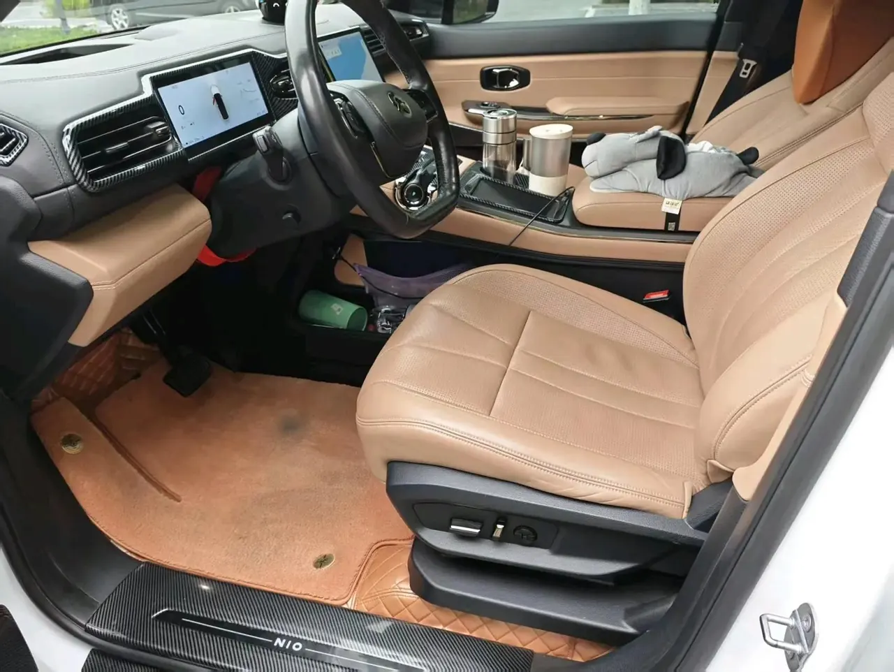 NIO ES8 2022 100kWh Signature Edition Seven 5
