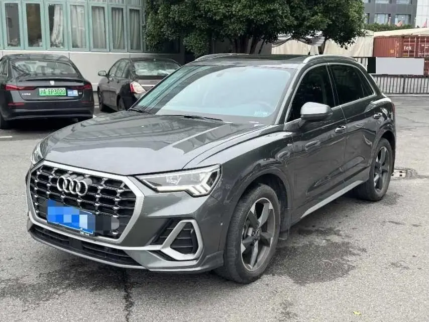 Audi Q3 2022 model 35 TFSI Fashion Dynamic Edition - View 1